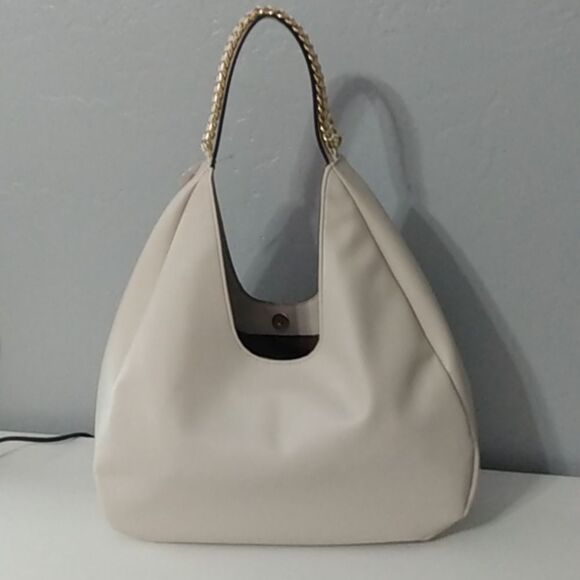 ALDO Pebble-Grain Shoulder Bag – Cream‎ – Gold-Chain Strap - Picture 2 of 16